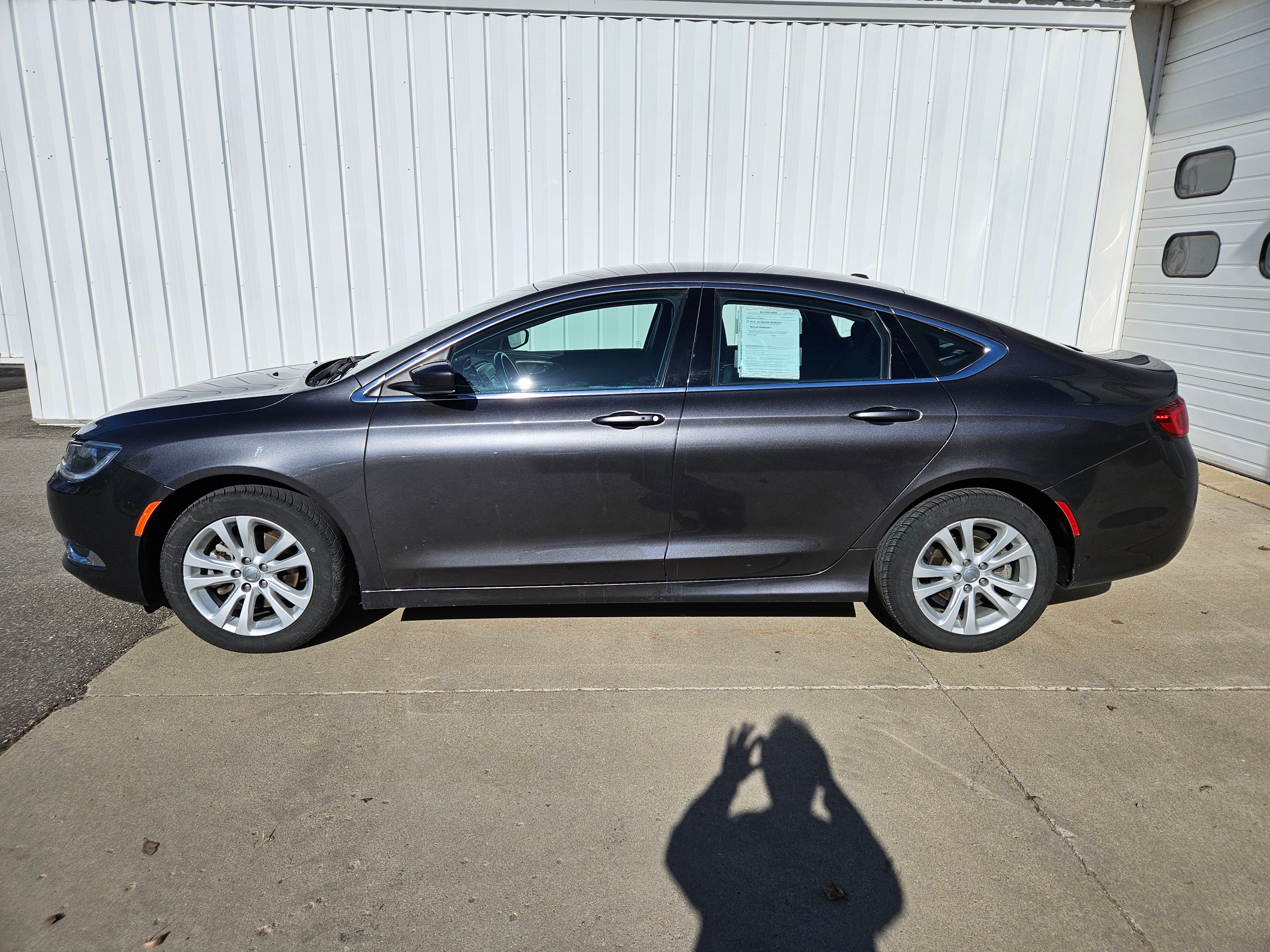 Used 2015 Chrysler 200 Limited with VIN 1C3CCCAB1FN562155 for sale in Arlington, Minnesota