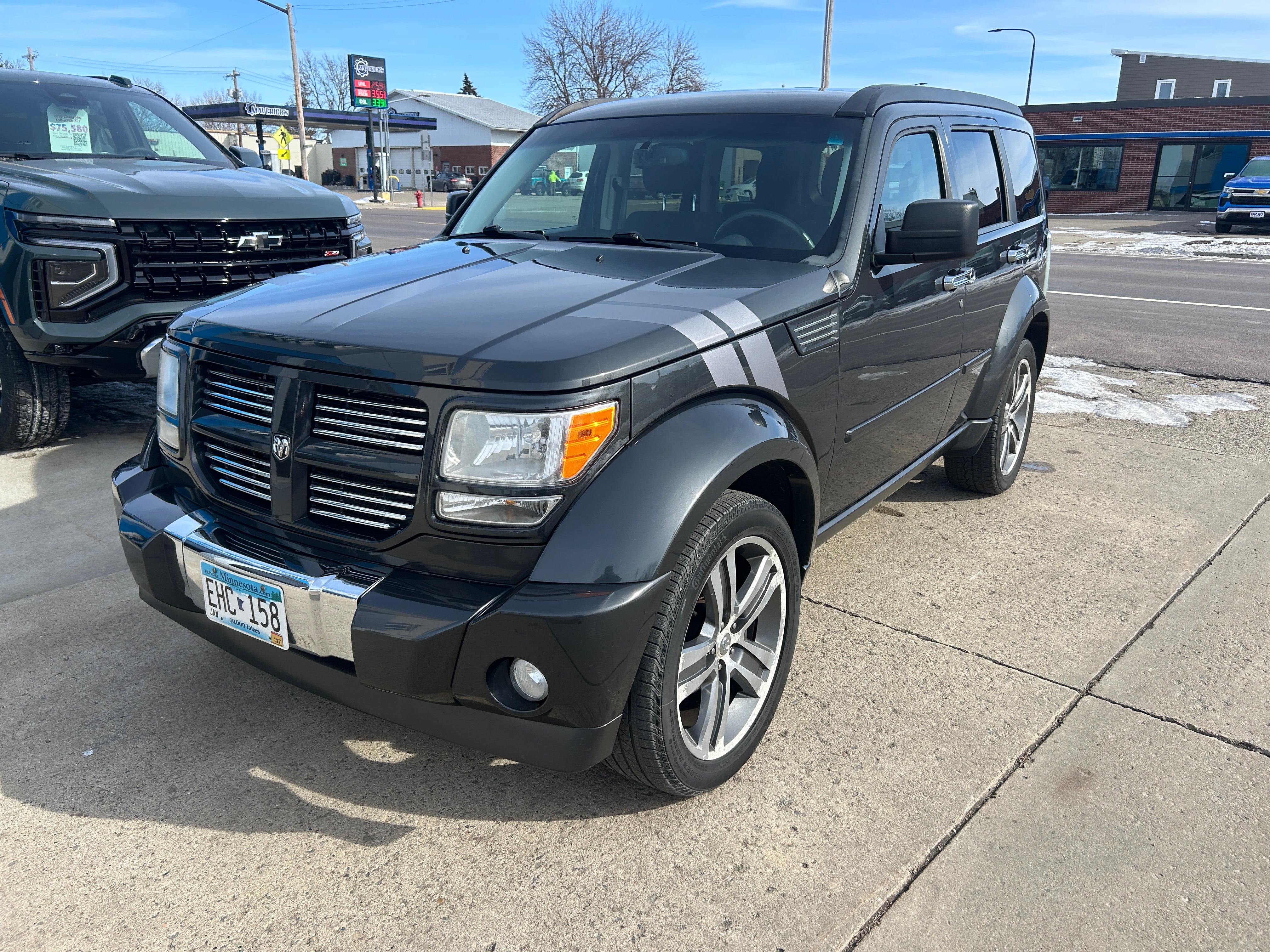 Used 2011 Dodge Nitro Detonator with VIN 1D4PU6GX4BW506006 for sale in Arlington, Minnesota
