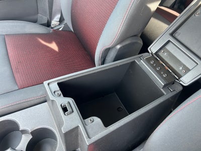 2011 Dodge Nitro Detonator