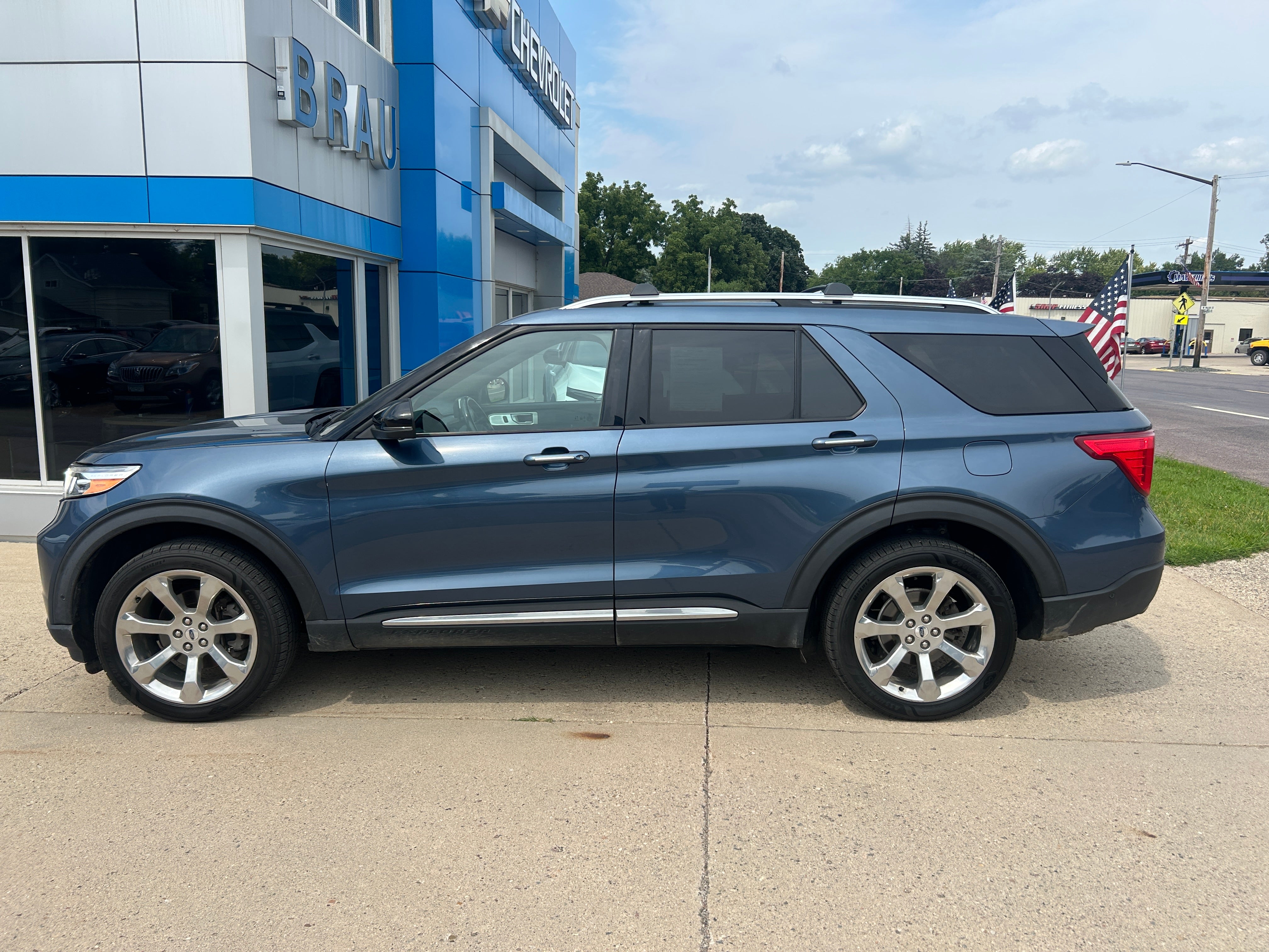 2020 Ford Explorer Platinum
