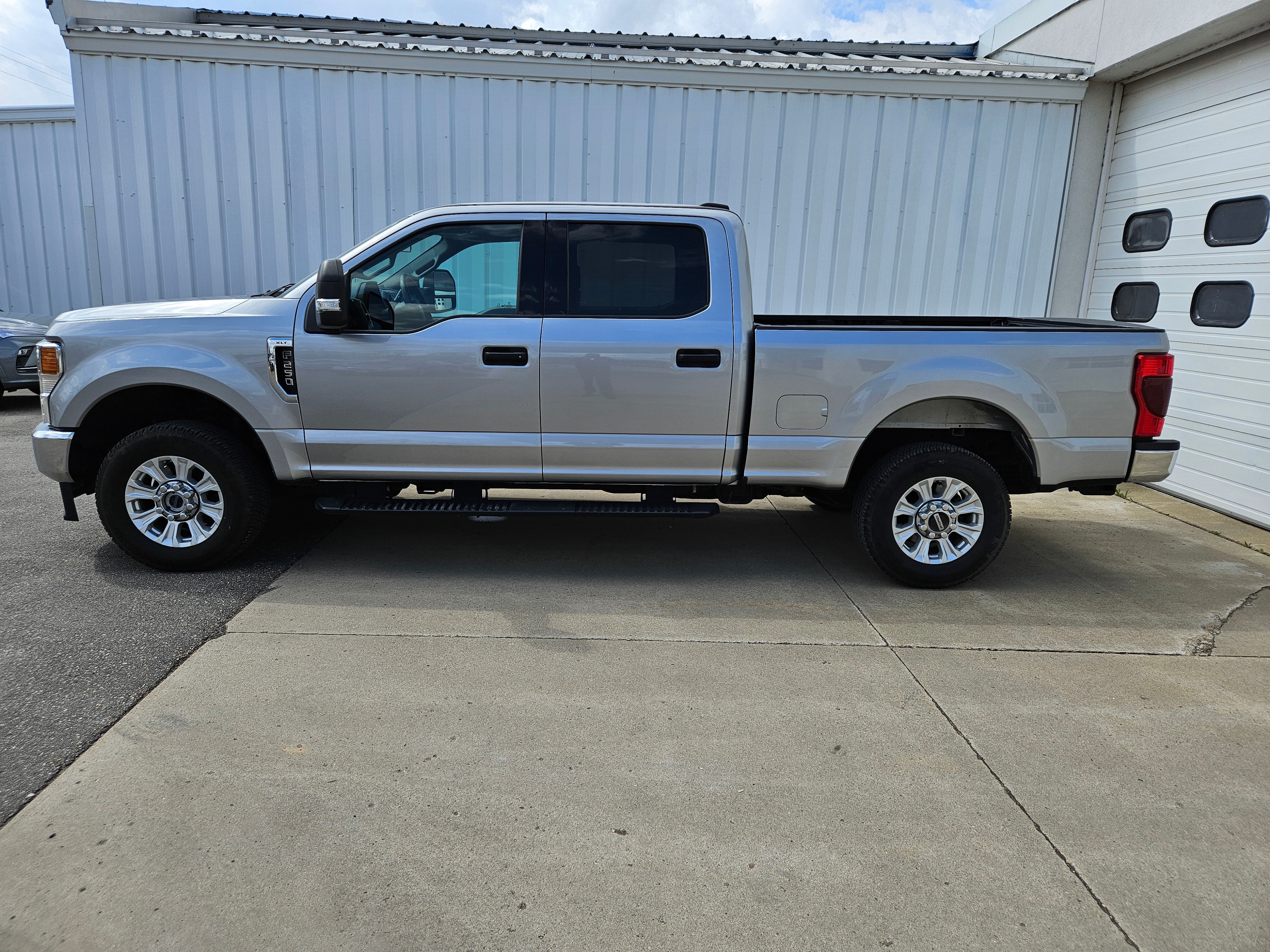 Used 2020 Ford F-250 Super Duty XLT with VIN 1FT7W2B67LED04752 for sale in Arlington, Minnesota