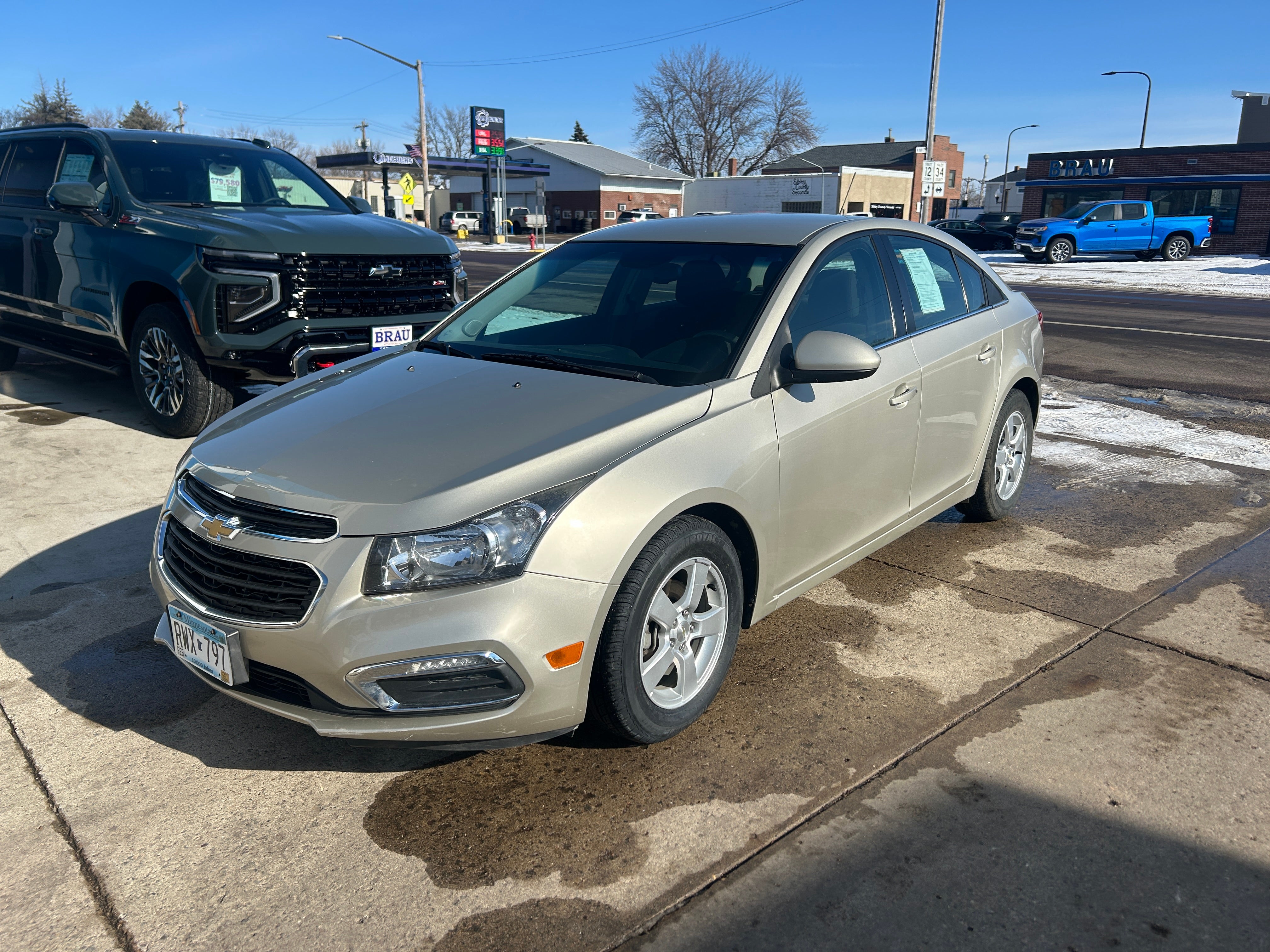 Used 2016 Chevrolet Cruze Limited 1LT with VIN 1G1PE5SB3G7220562 for sale in Arlington, Minnesota