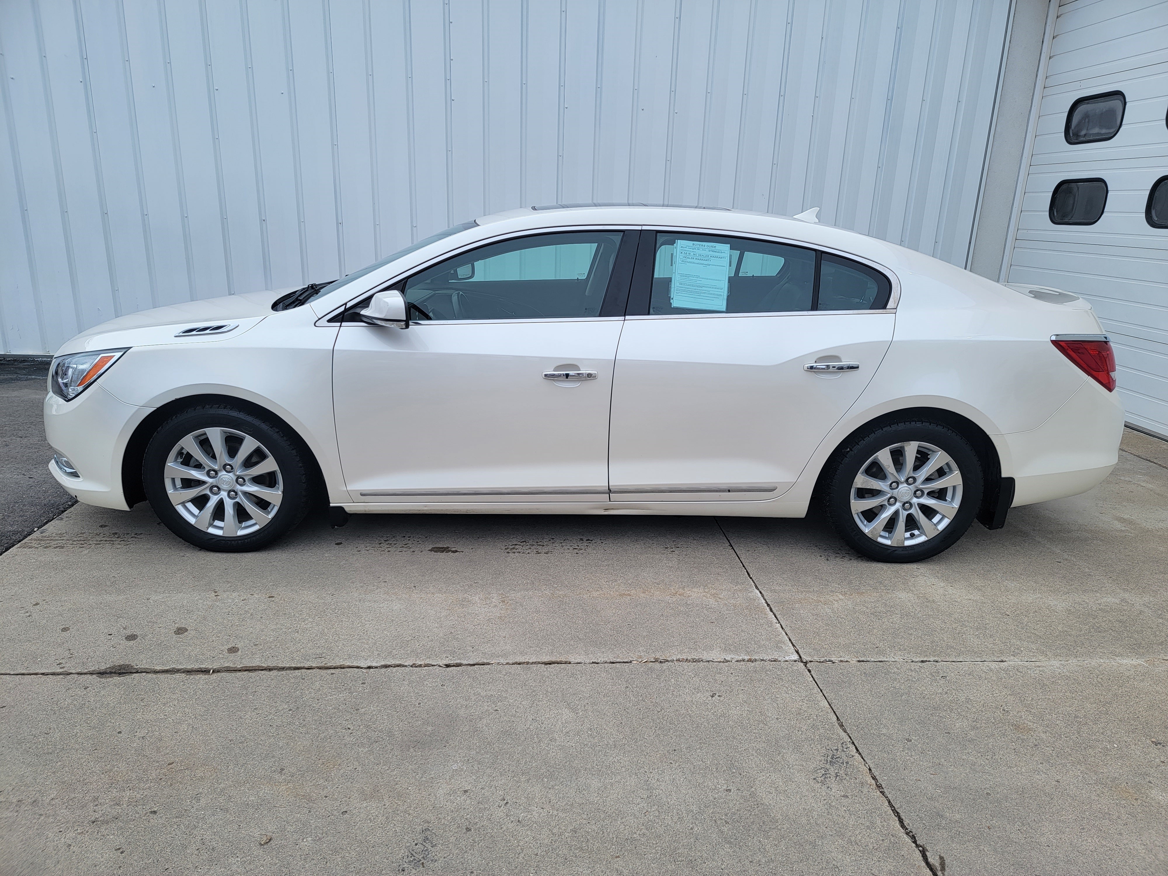 Used 2014 Buick LaCrosse Leather with VIN 1G4GB5GR2EF156471 for sale in Arlington, Minnesota
