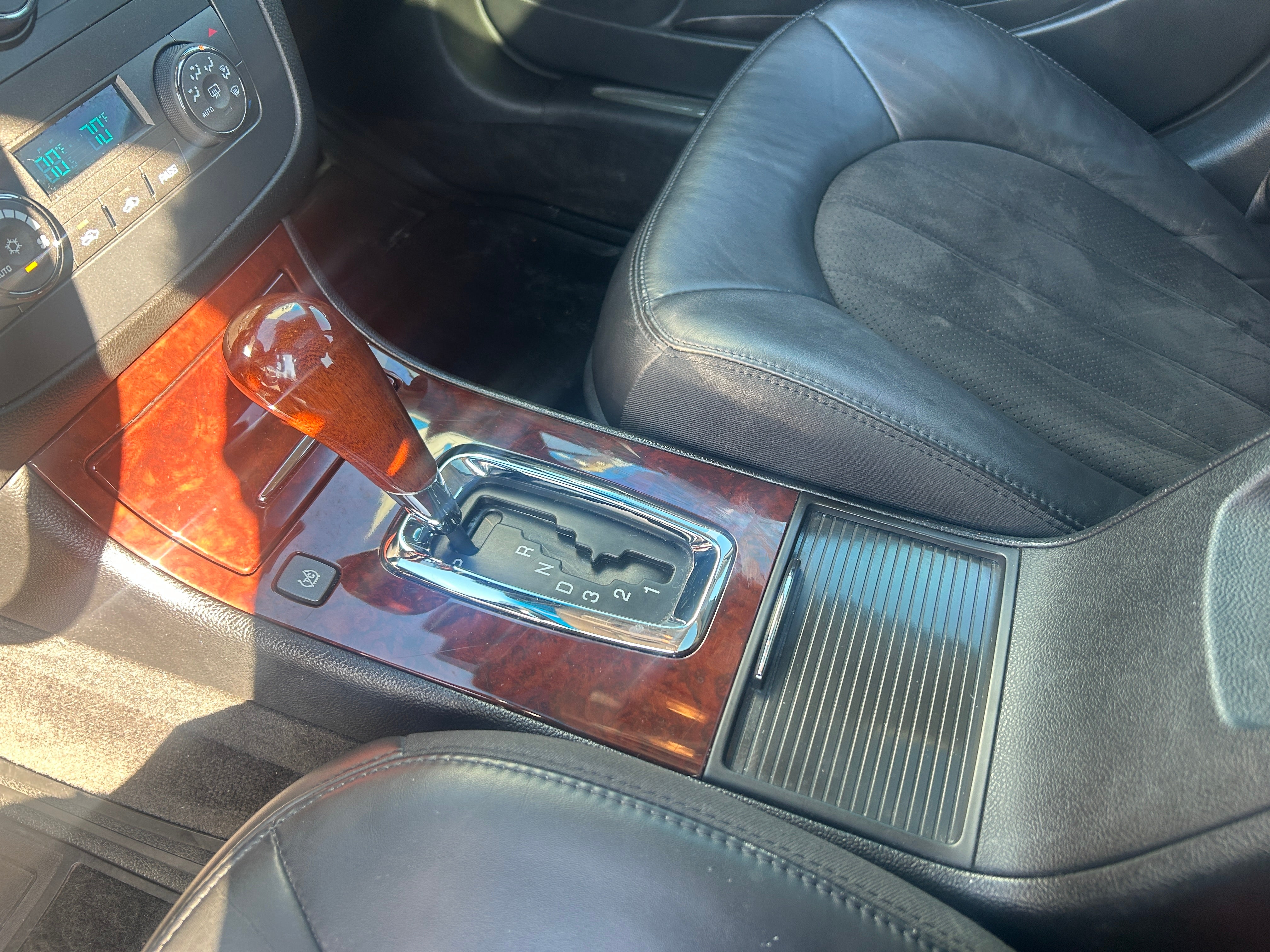 2010 Buick Lucerne CXL Special Edition *Ltd Avail*