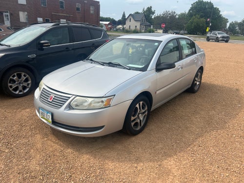 2005 Saturn Ion ION 2