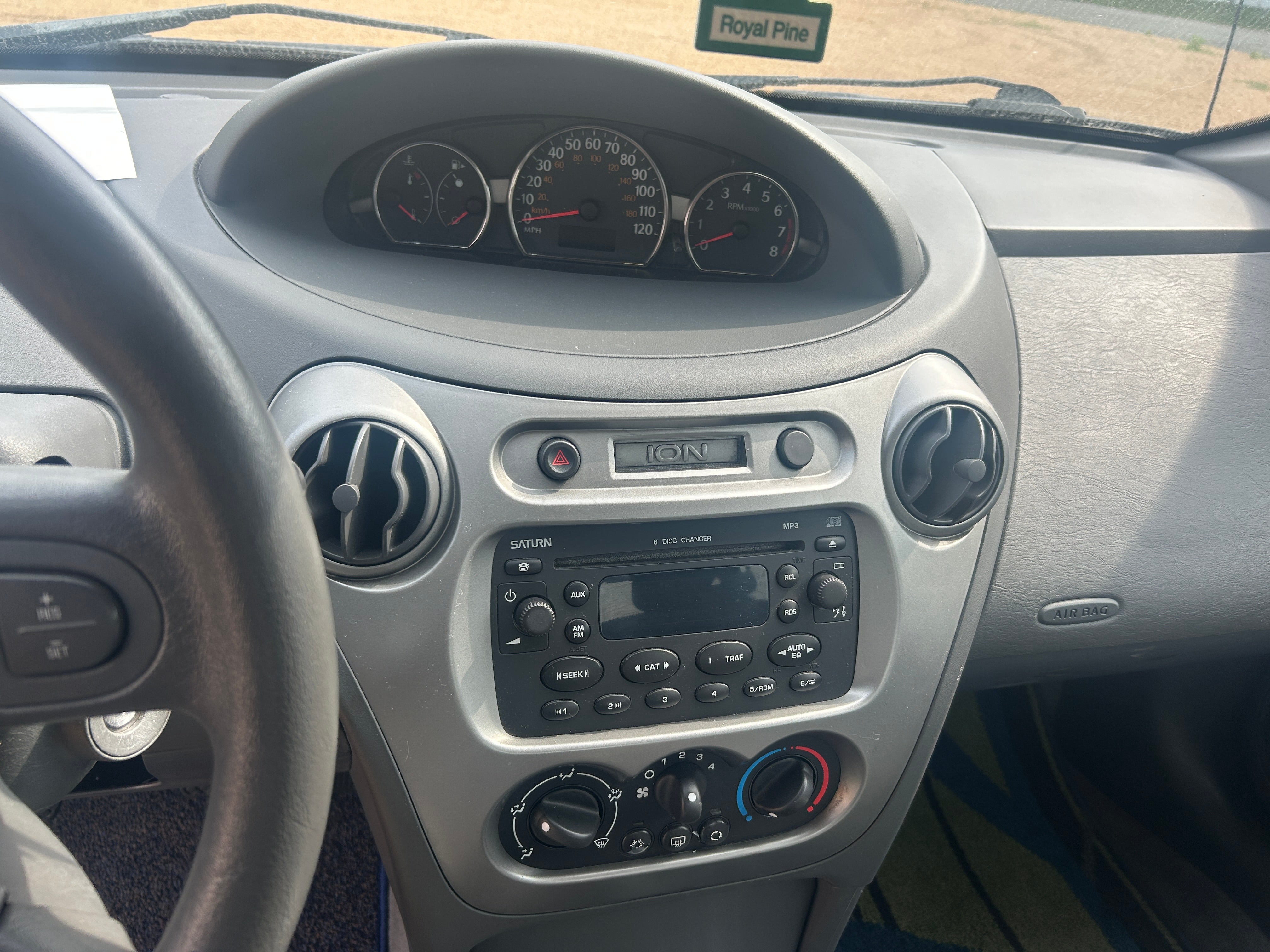 2005 Saturn Ion ION 2