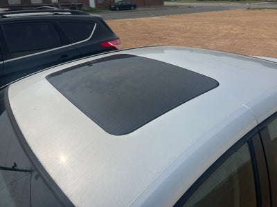 2005 Saturn Ion ION 2