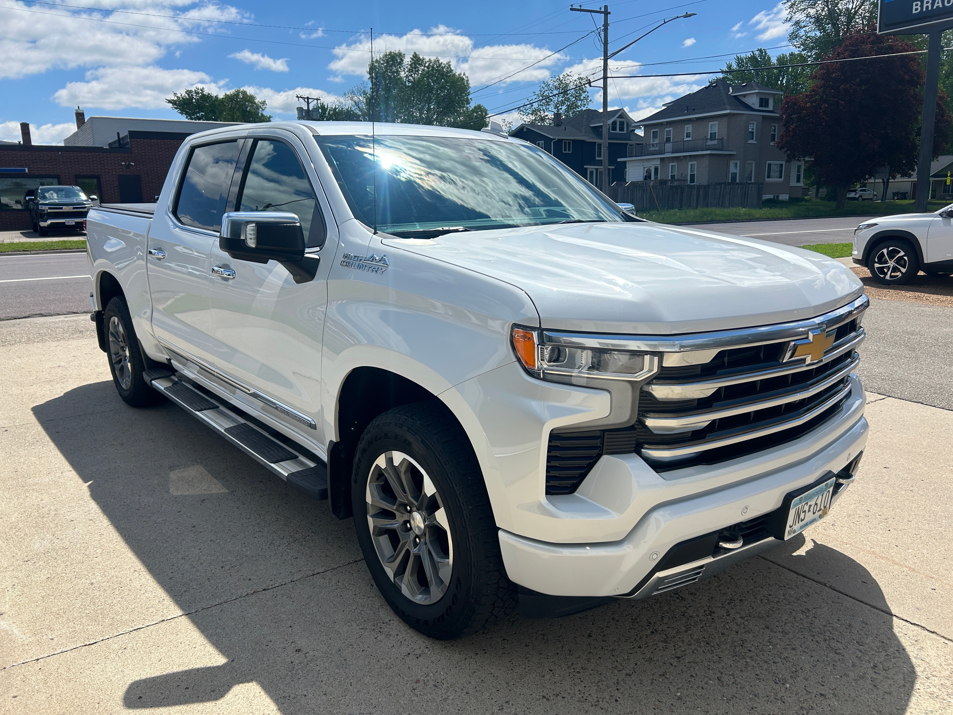 2023 Chevrolet Silverado 1500 High Country