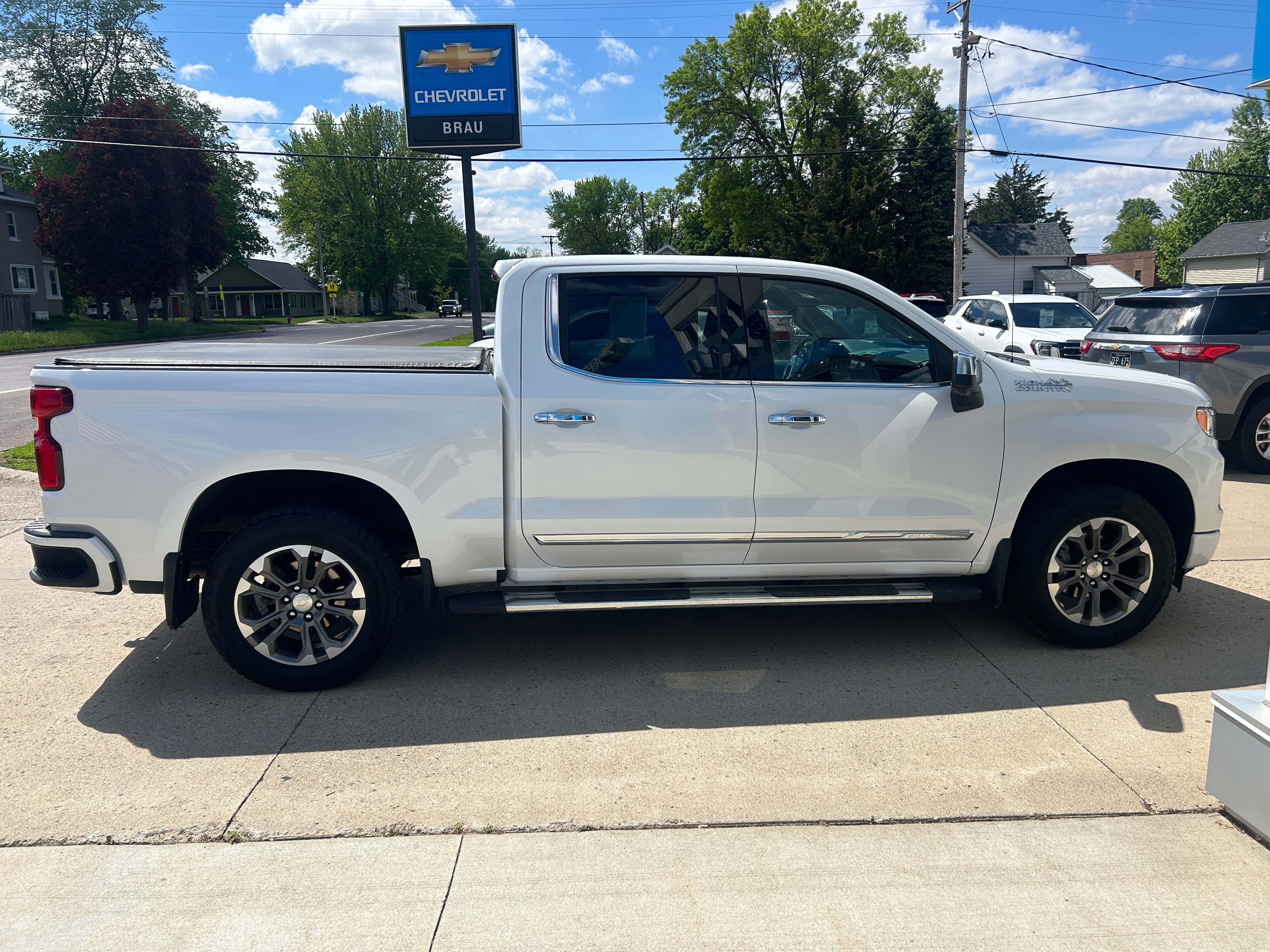 2023 Chevrolet Silverado 1500 High Country