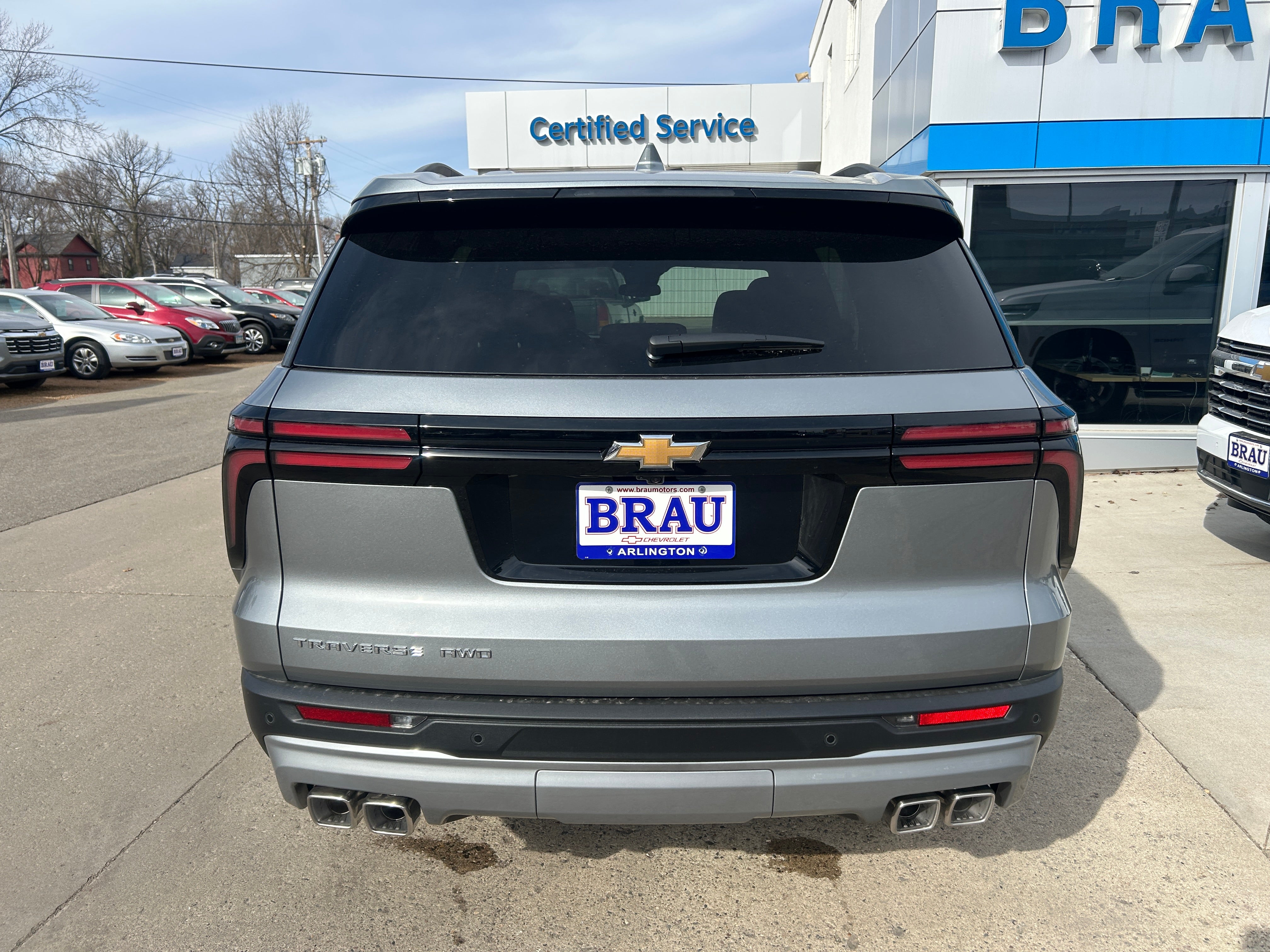 2026 Chevrolet Traverse LT