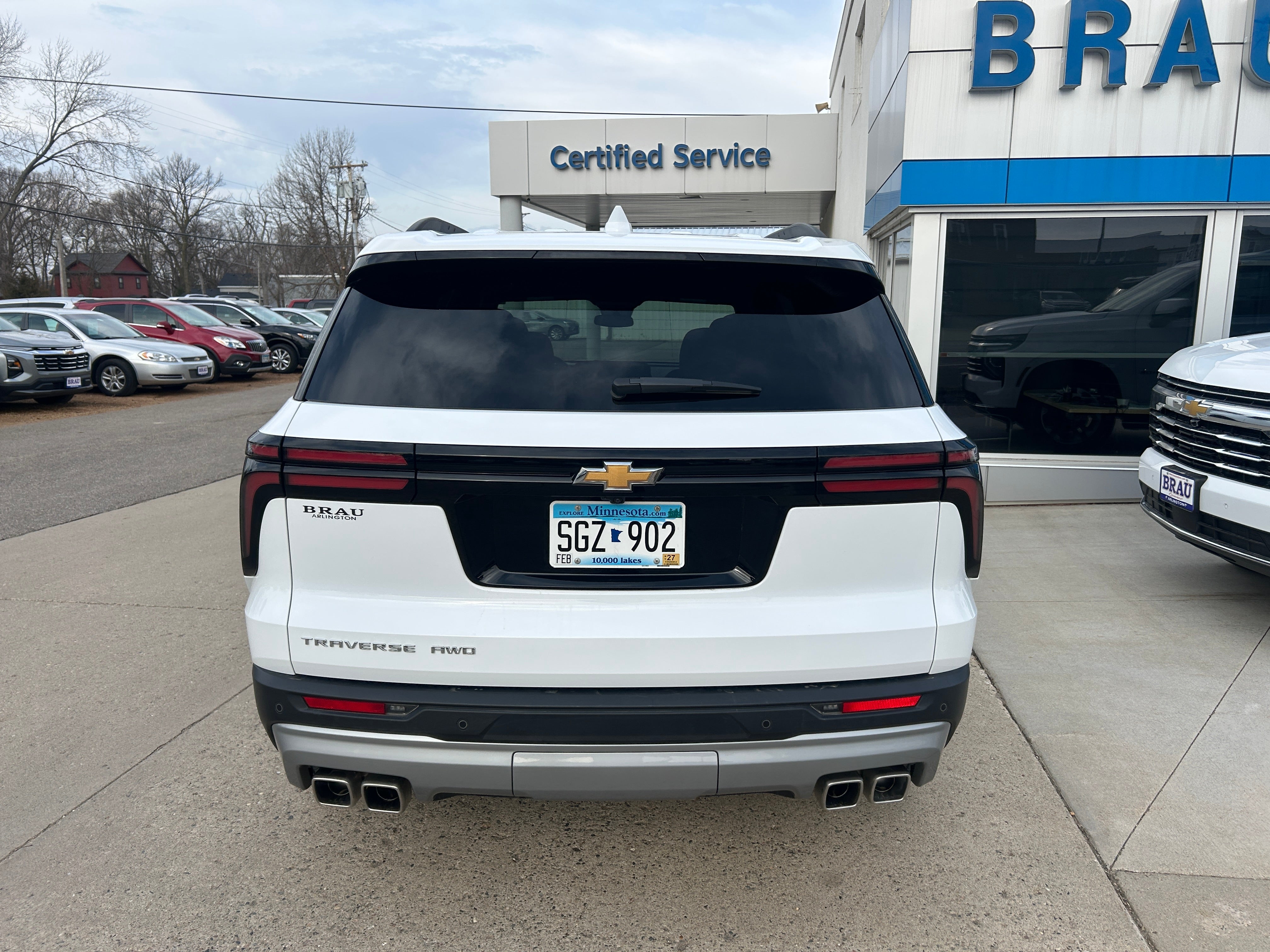 2025 Chevrolet Traverse LT