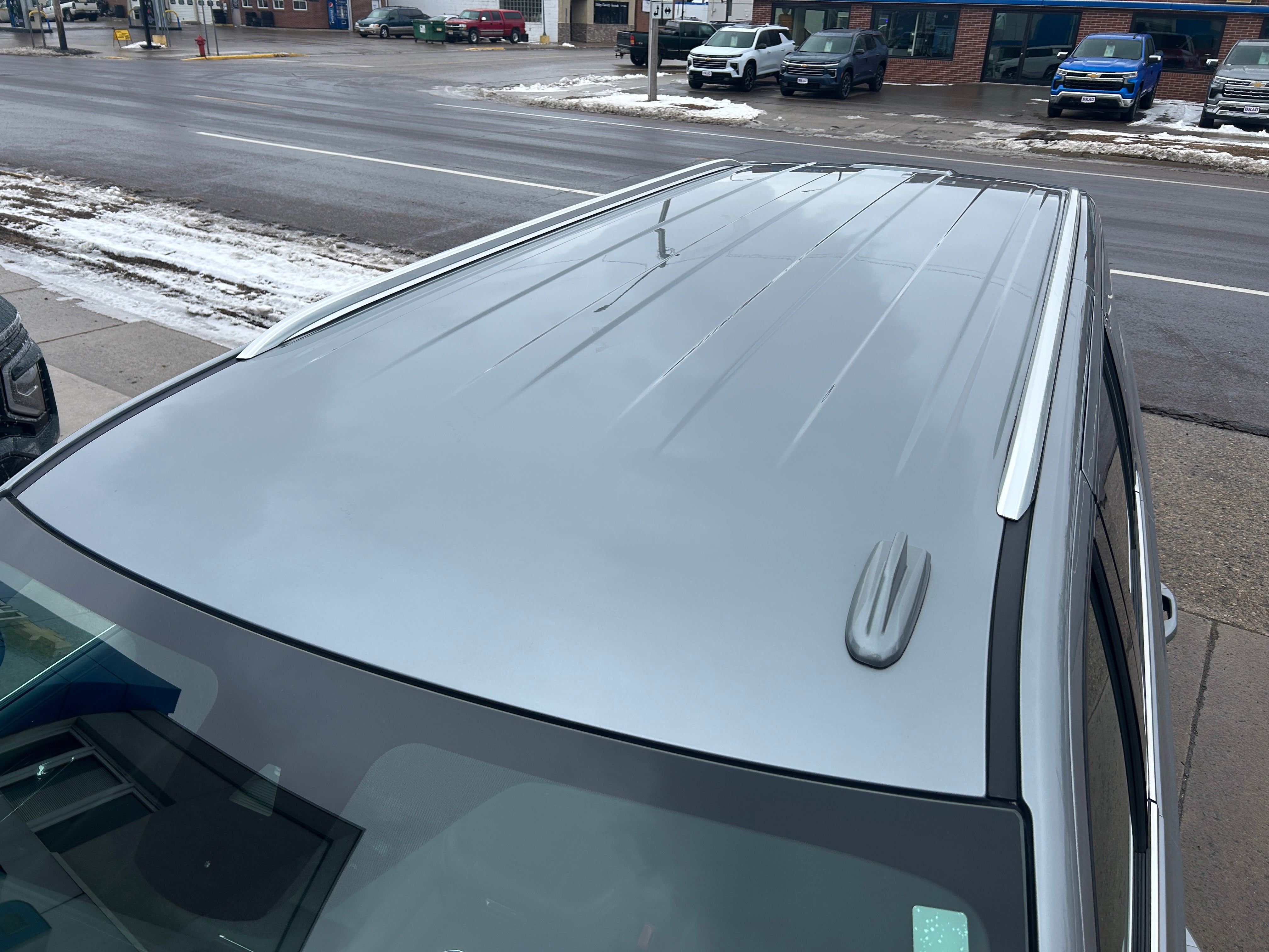 2024 Chevrolet Suburban LT