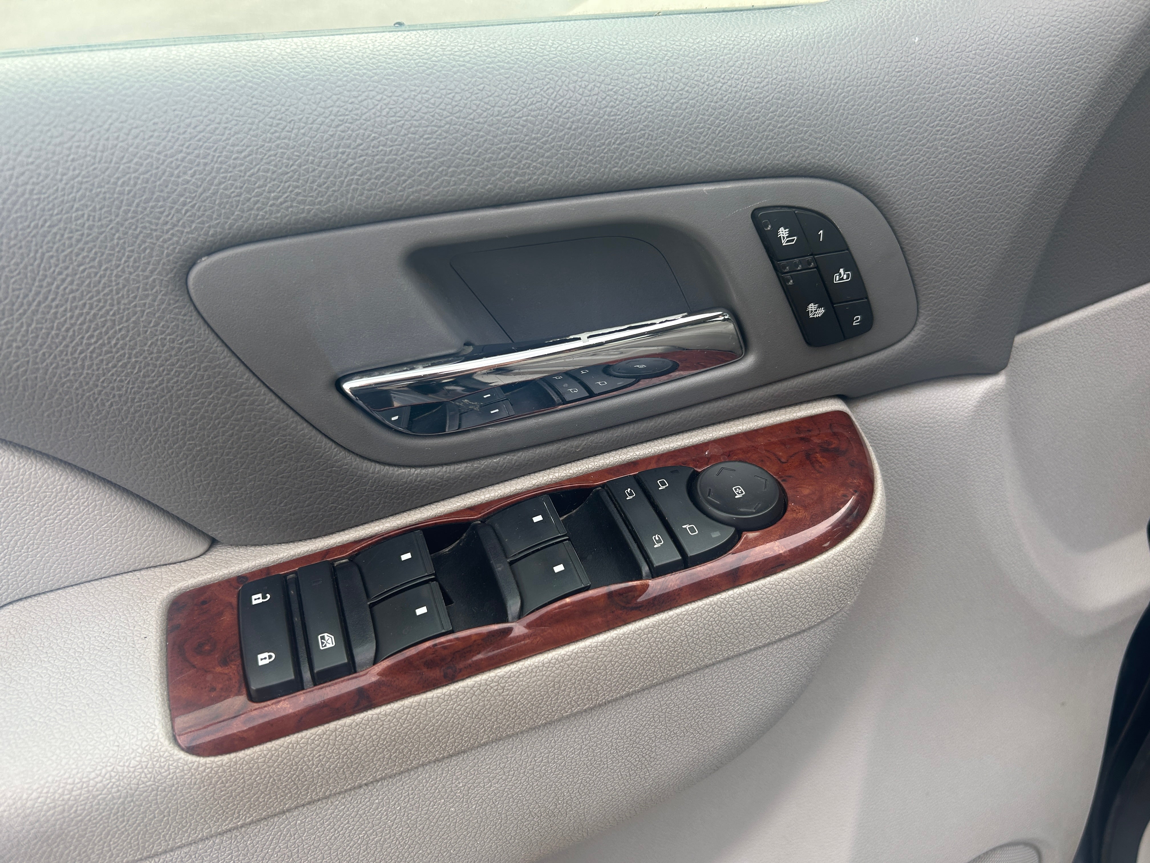 2012 Chevrolet Suburban LT