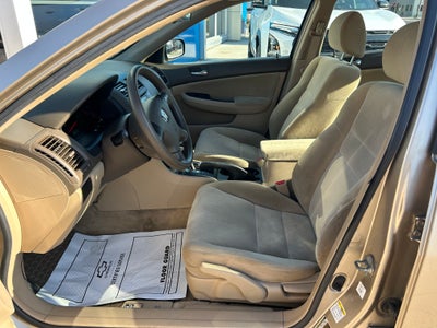 2004 Honda Accord Sdn LX