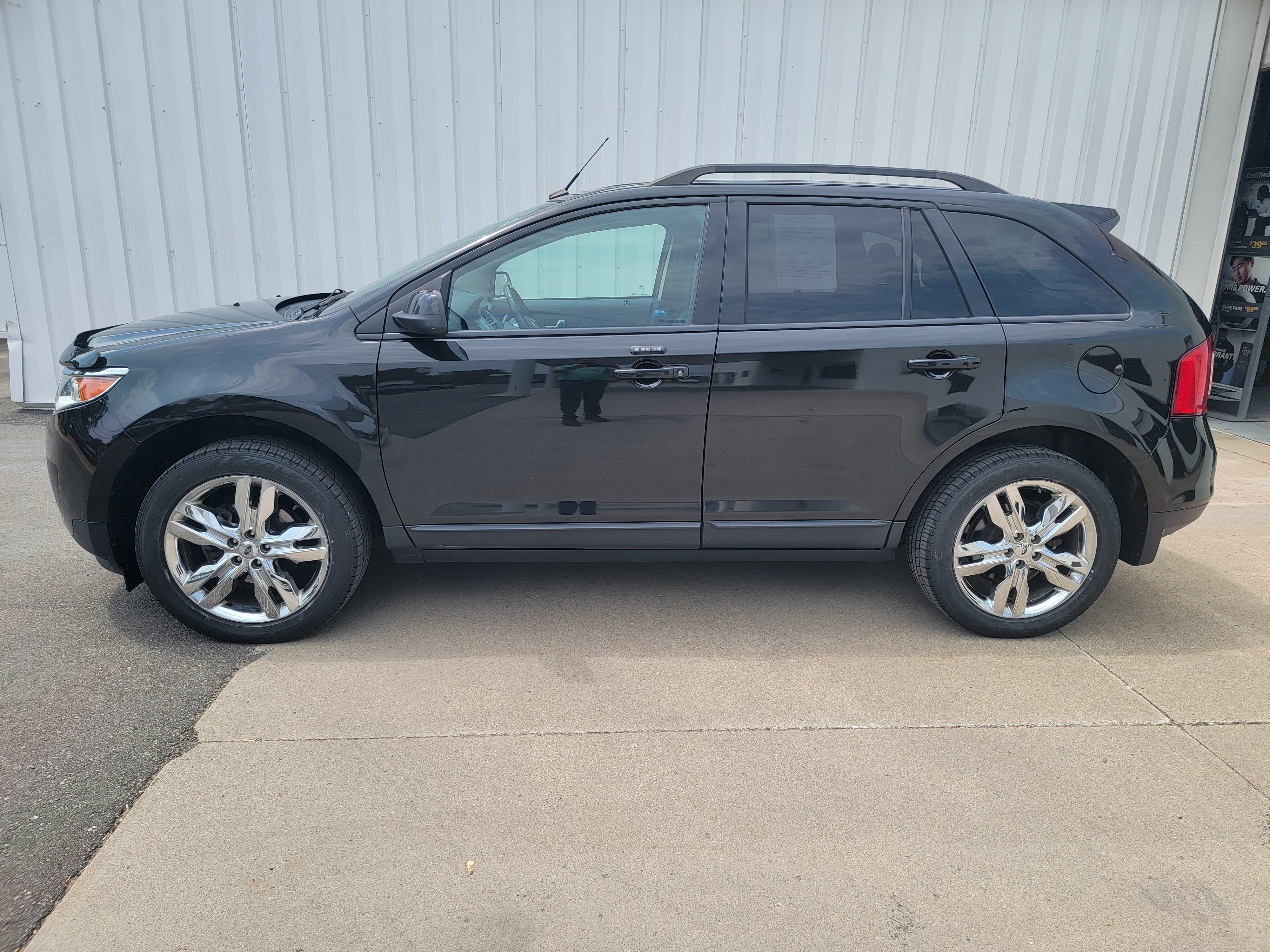 Used 2012 Ford Edge SEL with VIN 2FMDK4JC0CBA45305 for sale in Arlington, Minnesota