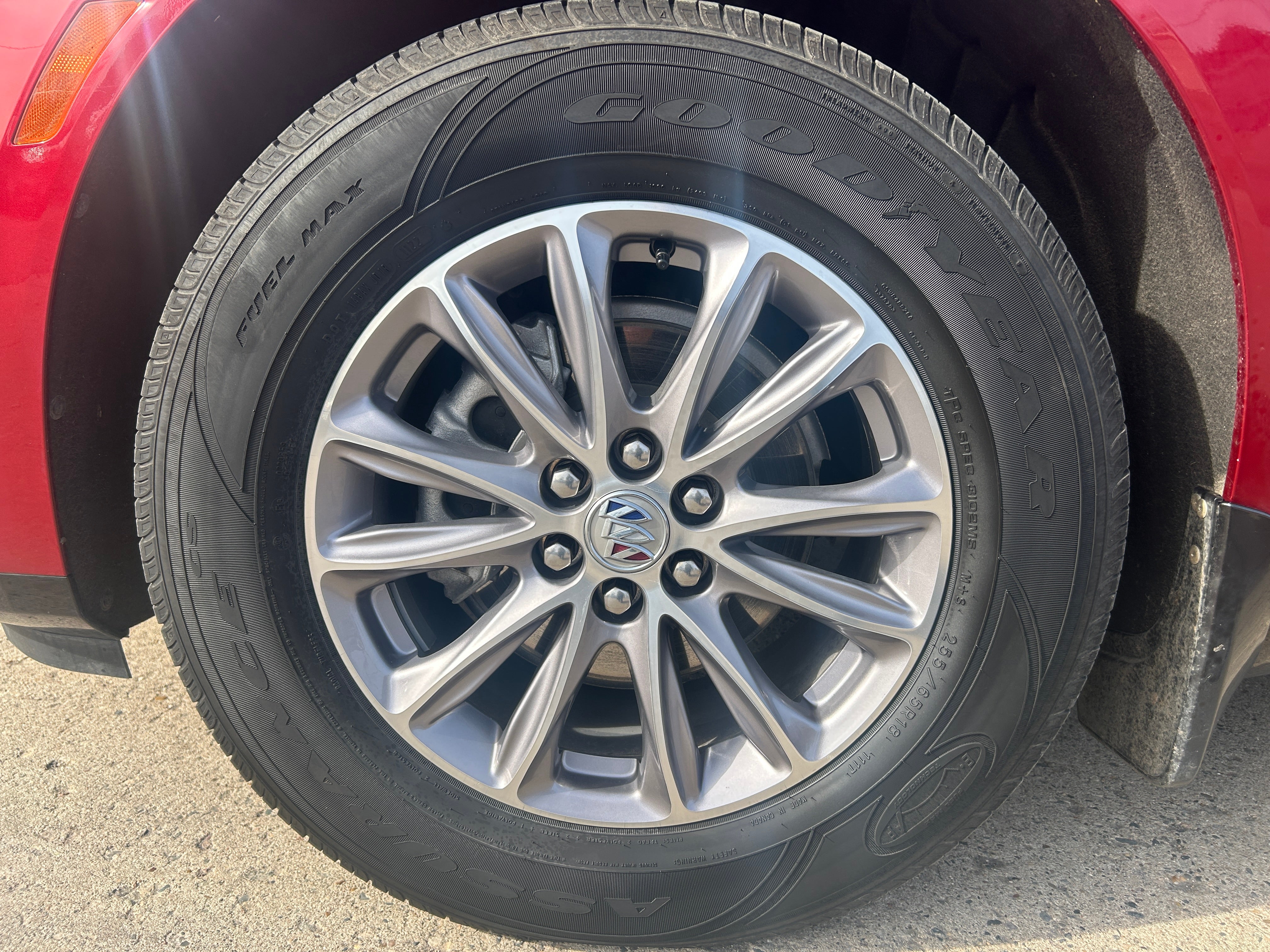 2023 Buick Enclave Essence