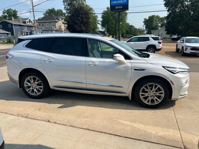 2023 Buick Enclave Premium