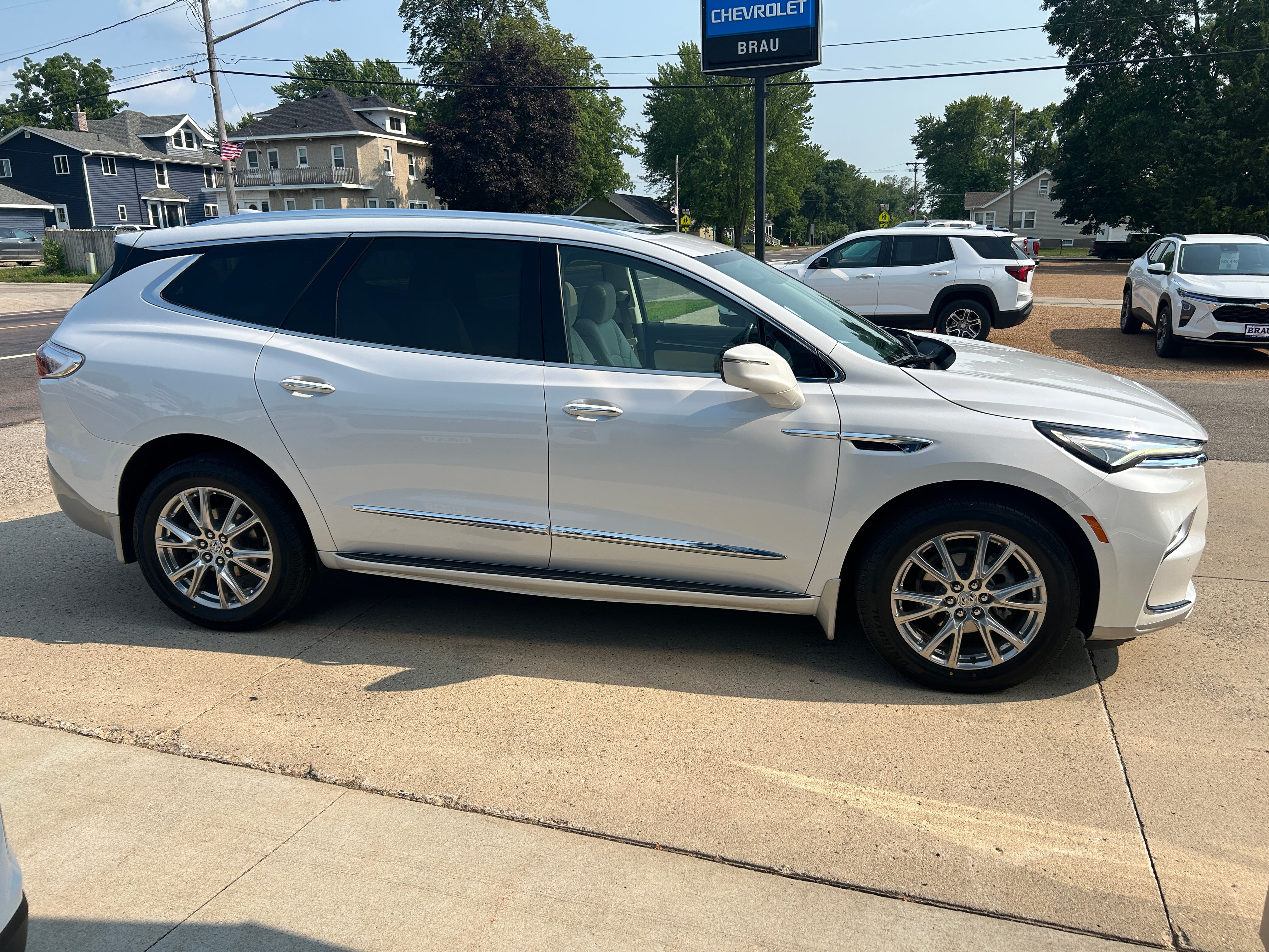 2023 Buick Enclave Premium