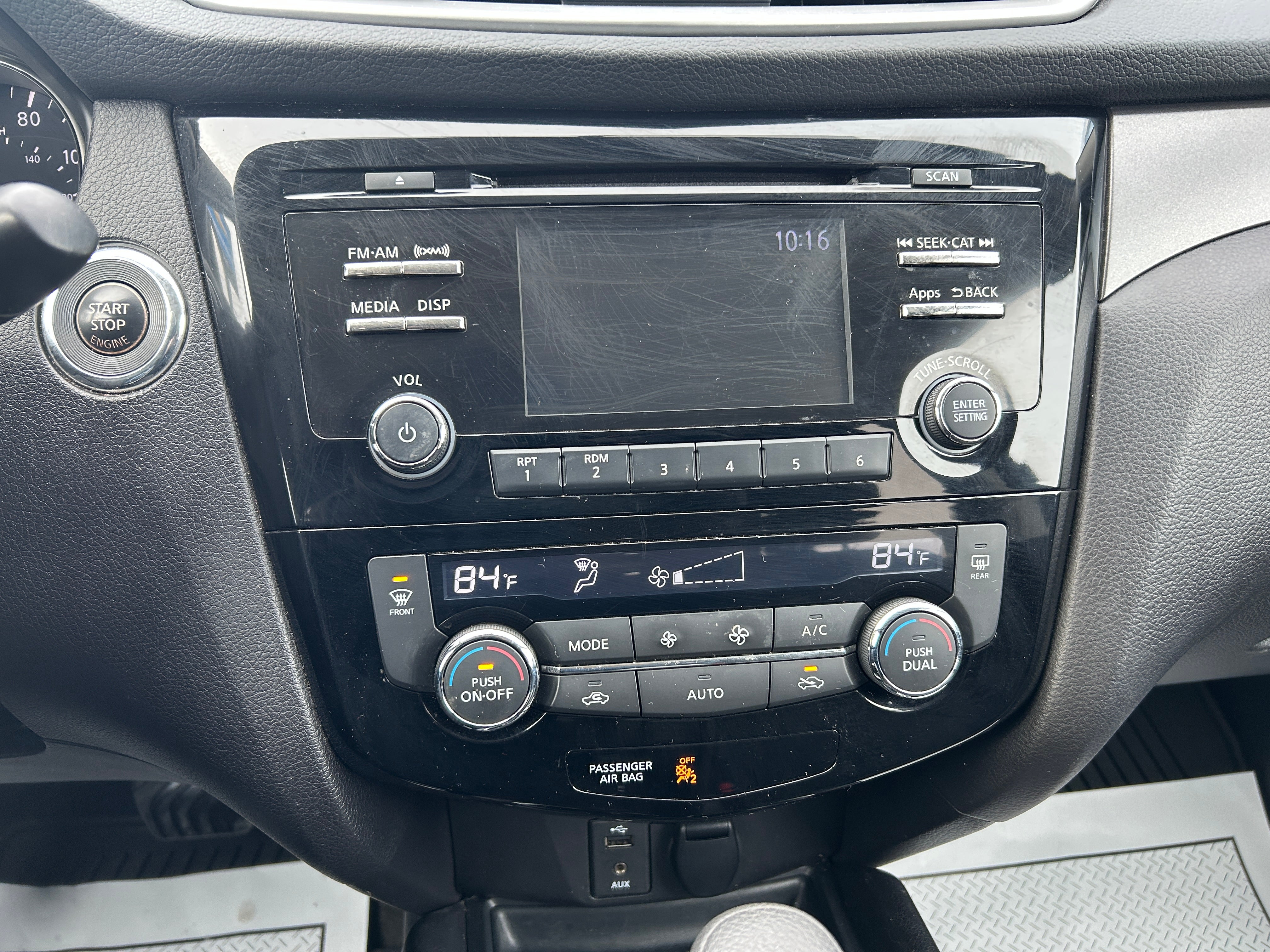 2015 Nissan Rogue SV