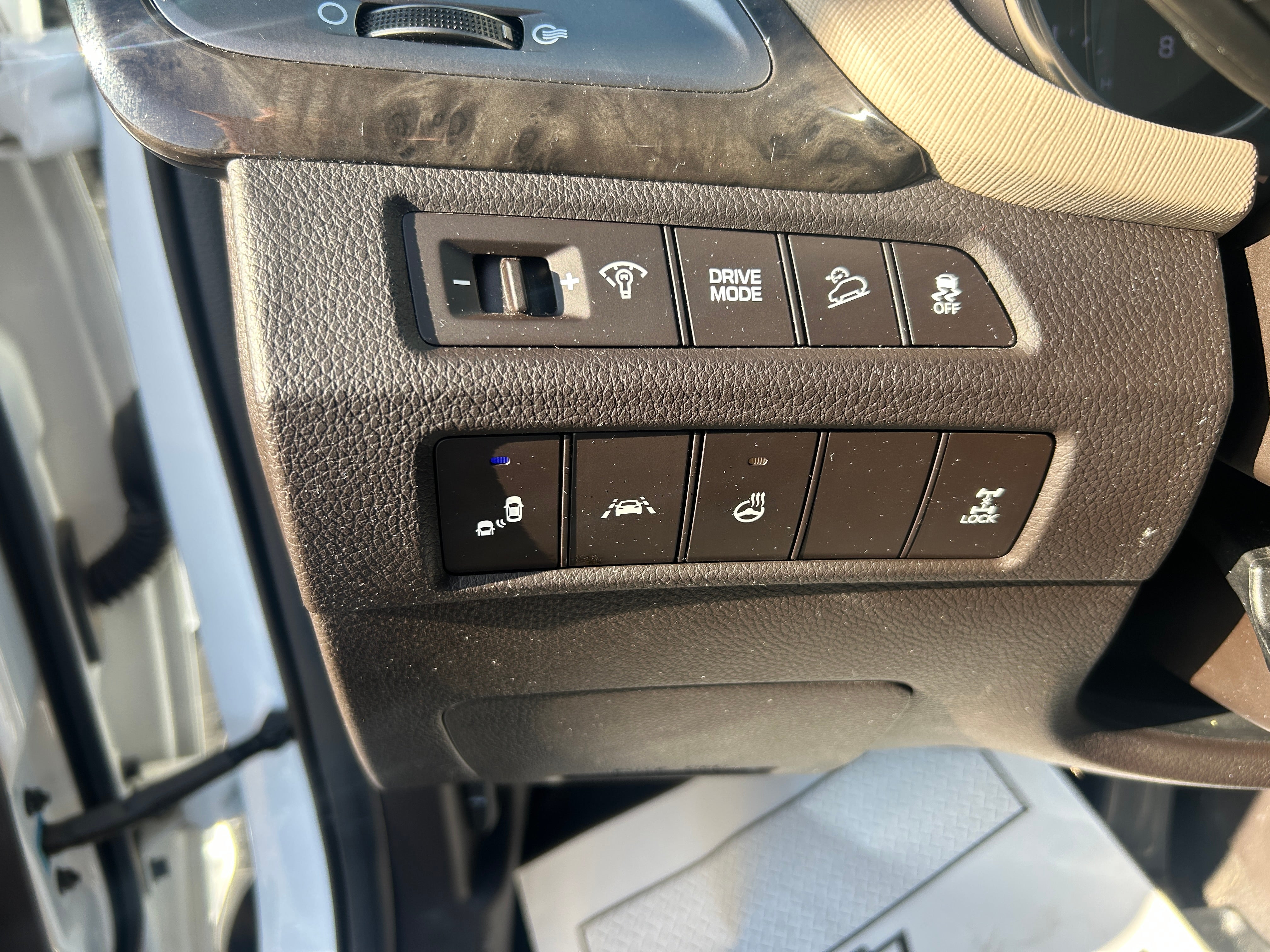 2017 Hyundai Santa Fe Sport 2.0T Ultimate