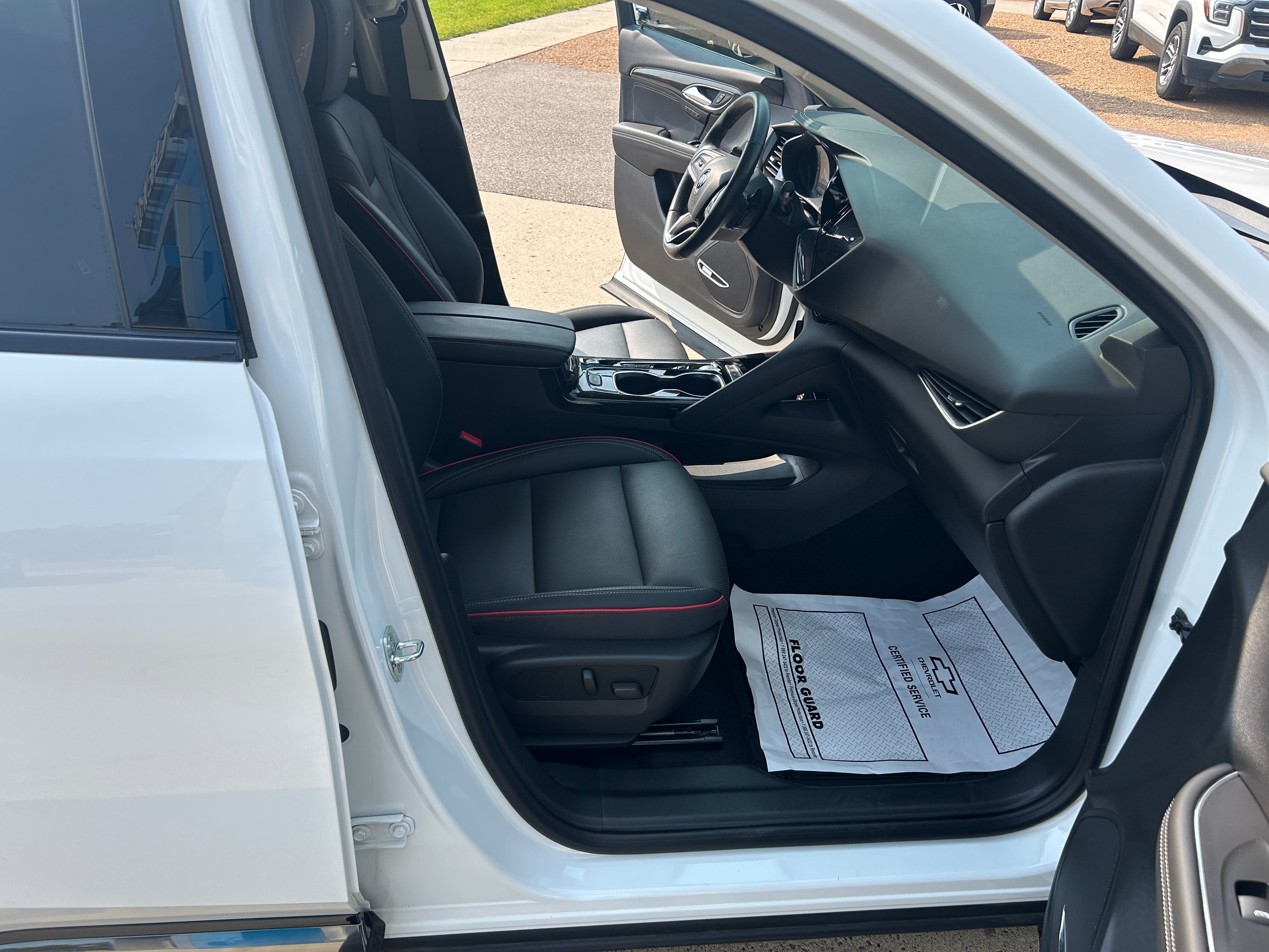 2022 Buick Envision Essence