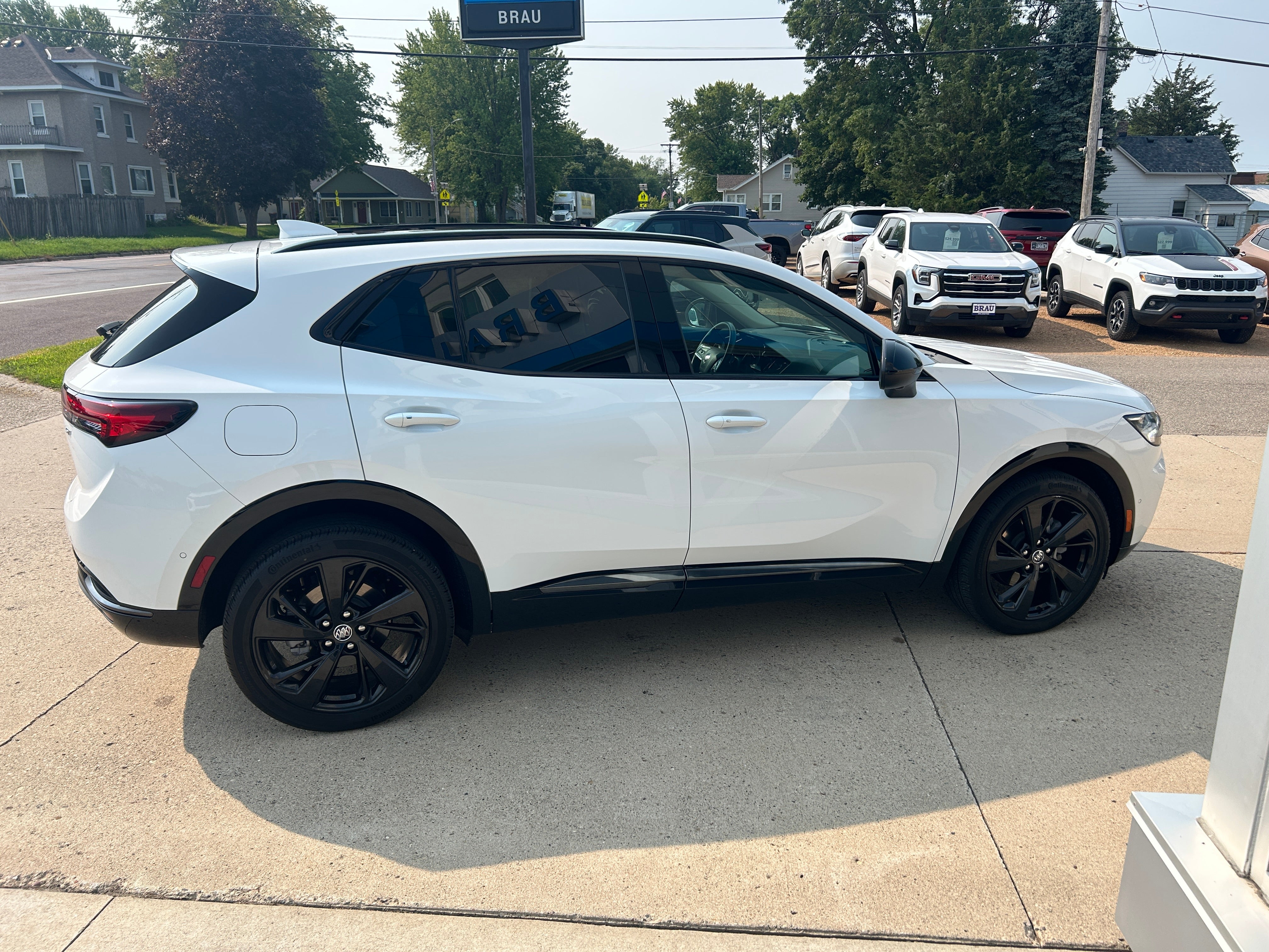 2022 Buick Envision Essence